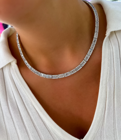 Let SHINE Baget Choker 