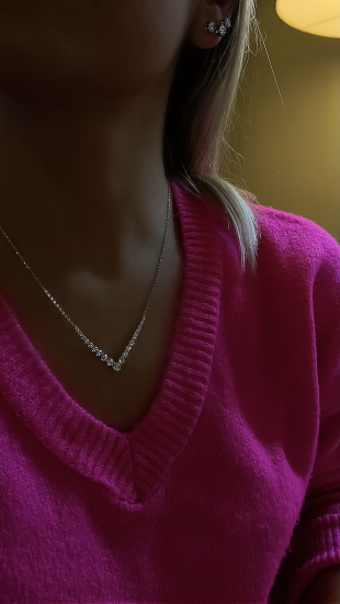 Süzme V İthal Kolye