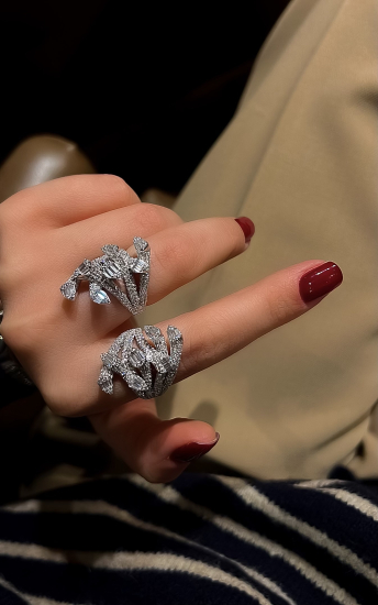 Celebration Baguette Yüzük