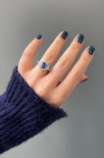 Qua Tanzanit Yüzük