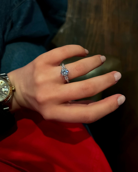 Lotus Mozanitte Tektaş Yüzük