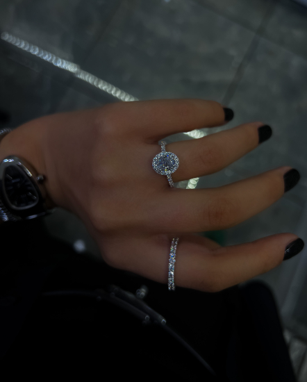 Ovale Pure Diamond Tektaş Yüzük