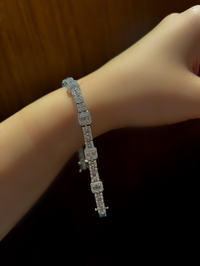 Aureole Diamond Baguette Bileklik