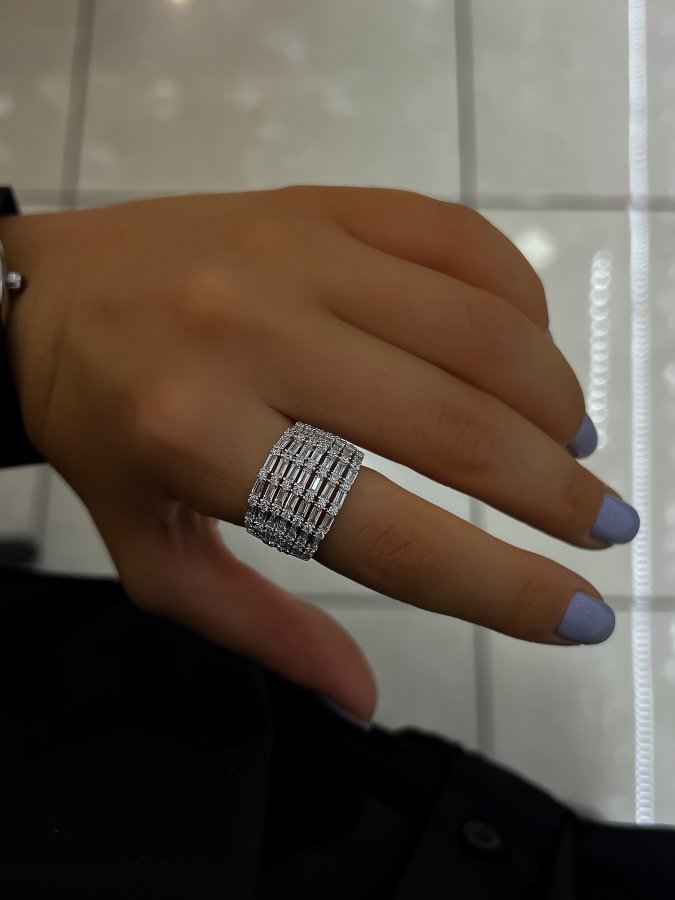 Mirave Diamond Baguette Yüzük
