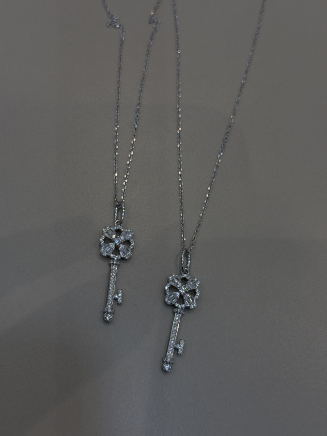 Locky D color Baguette Ithal Kolye